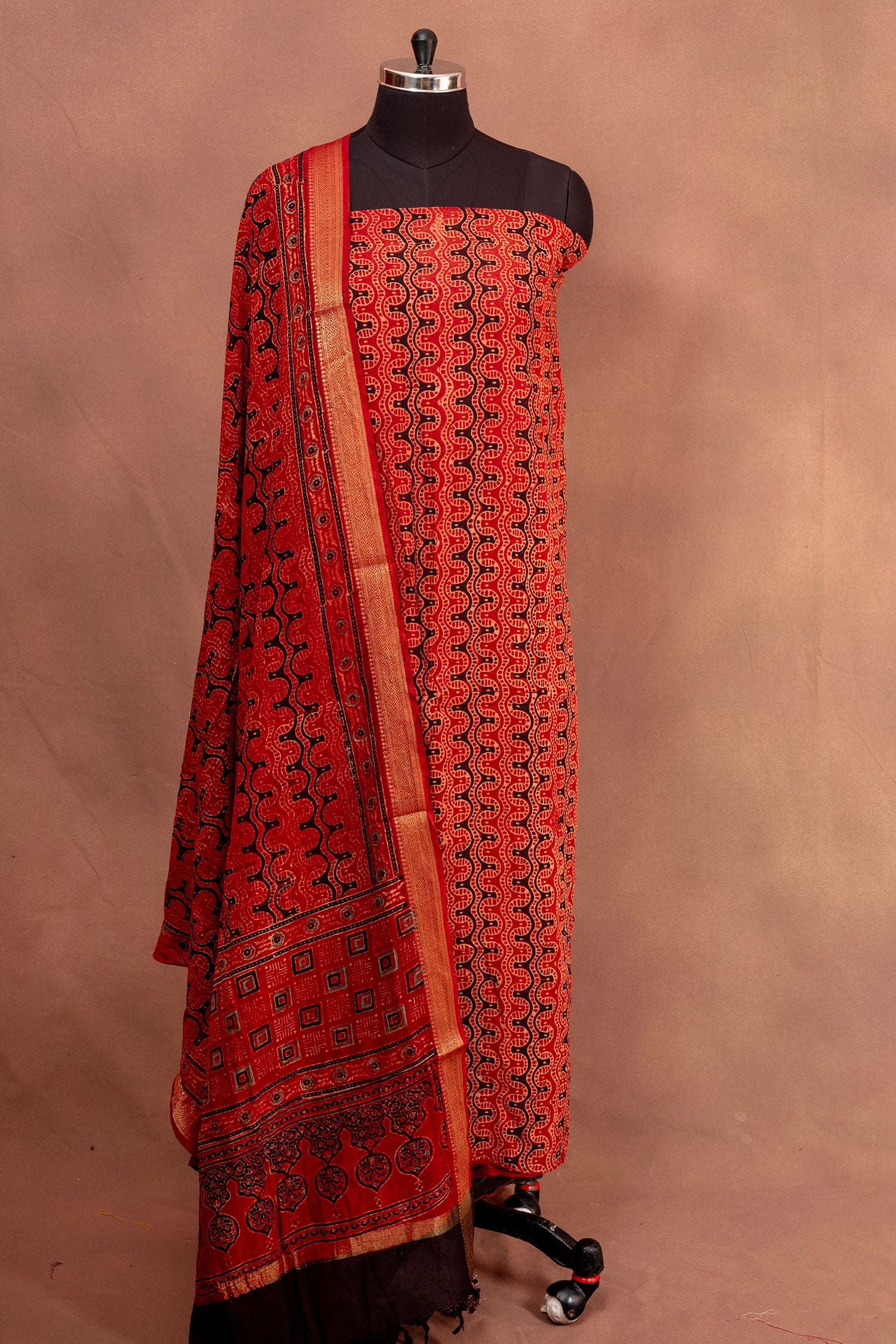 Graceful Red Chanderi Cotton  Suit With Dupatta