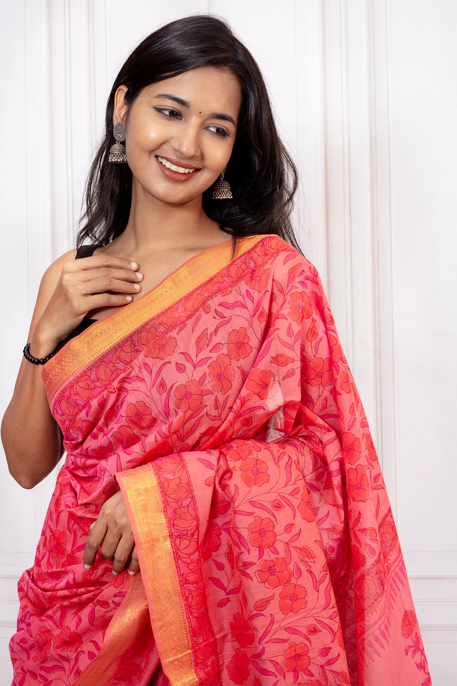 Radiant Red Cotton Saree with Golden Border Elegance