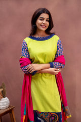 Lime & Indigo Peacock-Border Cotton Suit Set