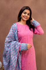 Strawberry Frost Mulcotton Straight-Cut Set
