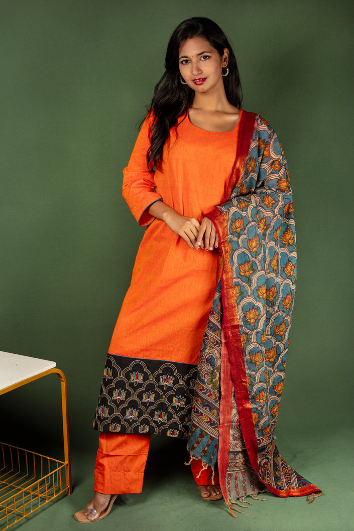 Mangalagiri Cotton Kurtha with Mangalagiri Kalamkari Dupatta