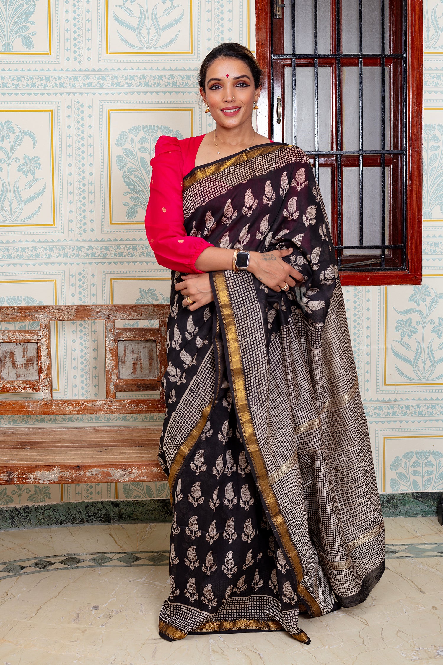 Black with Beige Paisley & Checks Pattern Maheswari Silk Saree