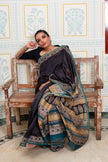 Elegant Black And White Maheswari Silk Saree