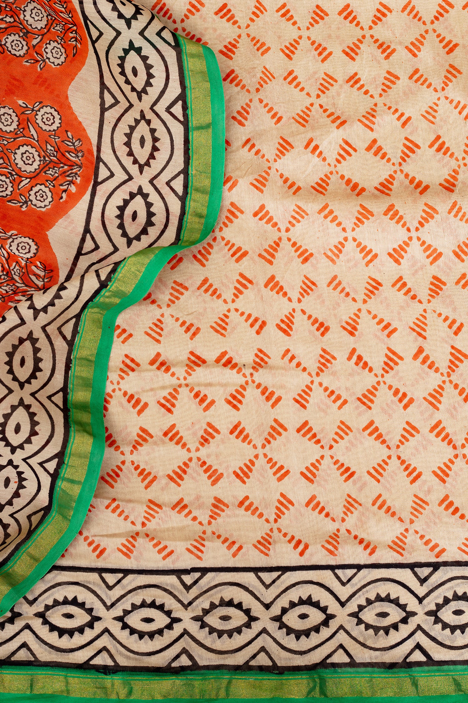 Vibrant Orange And Green Maheswari Silk Sareee