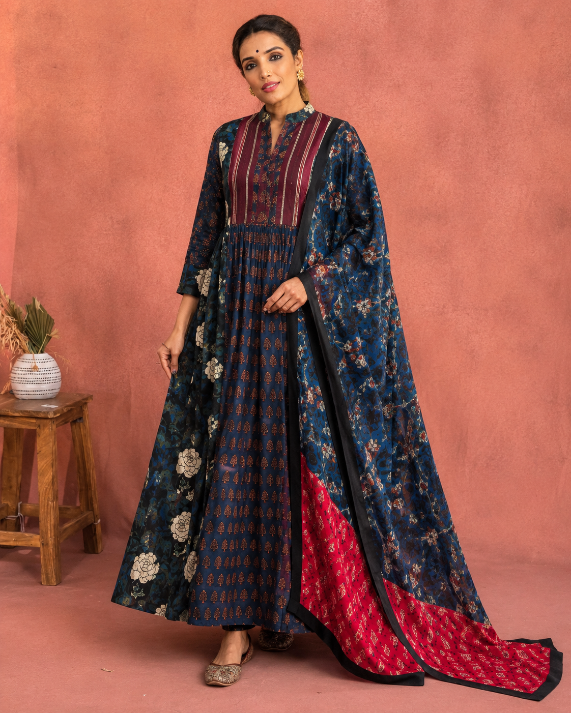 Midnight Bloom Modal Slit-Open Kurta Set