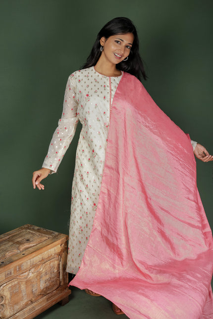 Off-White Chanderi Kurta With Tissue Dupatta