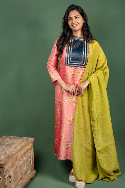 Pink Closed Collar Floral Silk Cotton Kurtha with Crushed Silk Dupatta