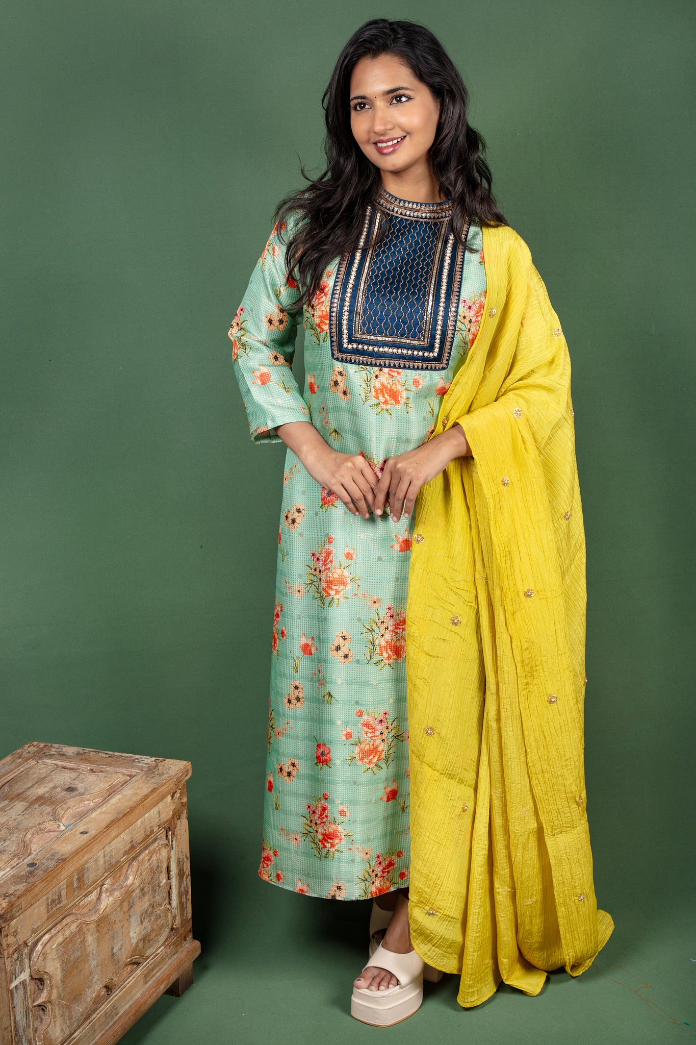 Turquoise Green Closed Collar Floral Silk Cotton Kurtha with Crushed Silk Dupatta